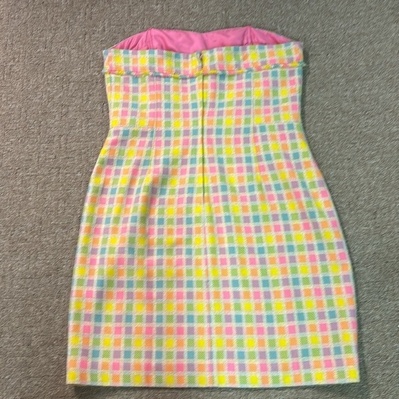 Lilly Pulitzer Bibi style dress in multi color Give Me Wings pattern Size 14 - Picture 2 of 6